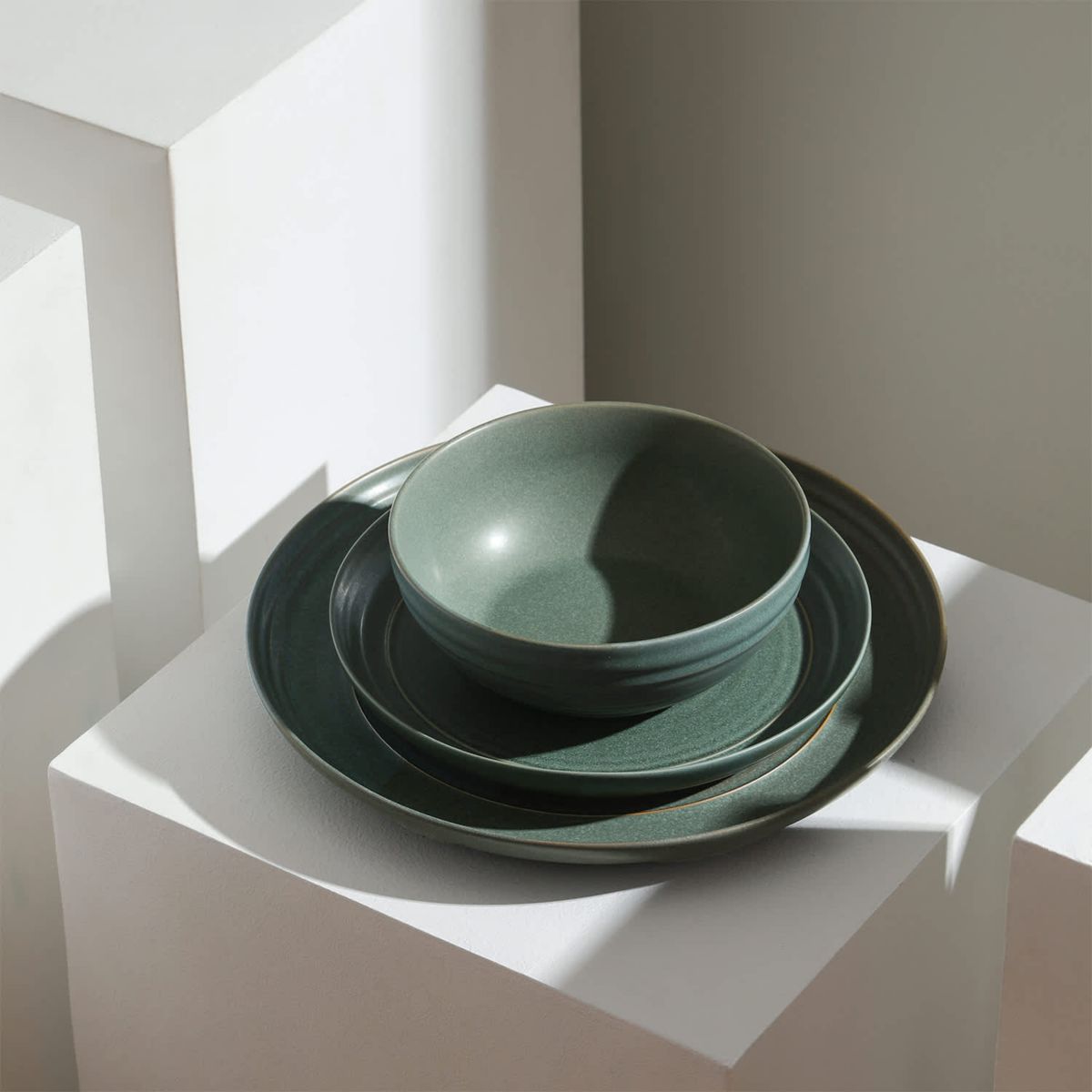 Elio 12 pcs Dinnerware Set