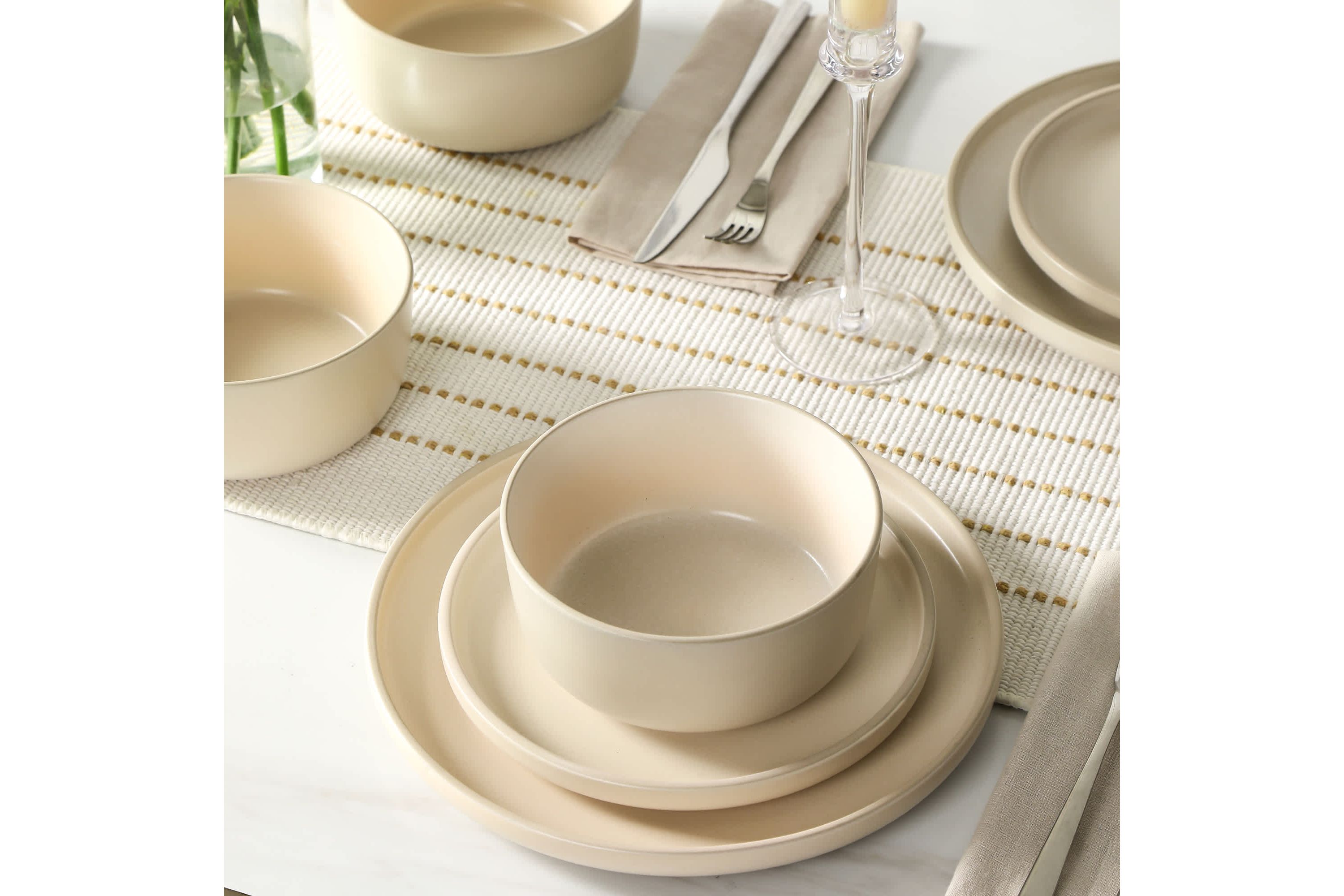 Capri 24 pcs Dinnerware Set