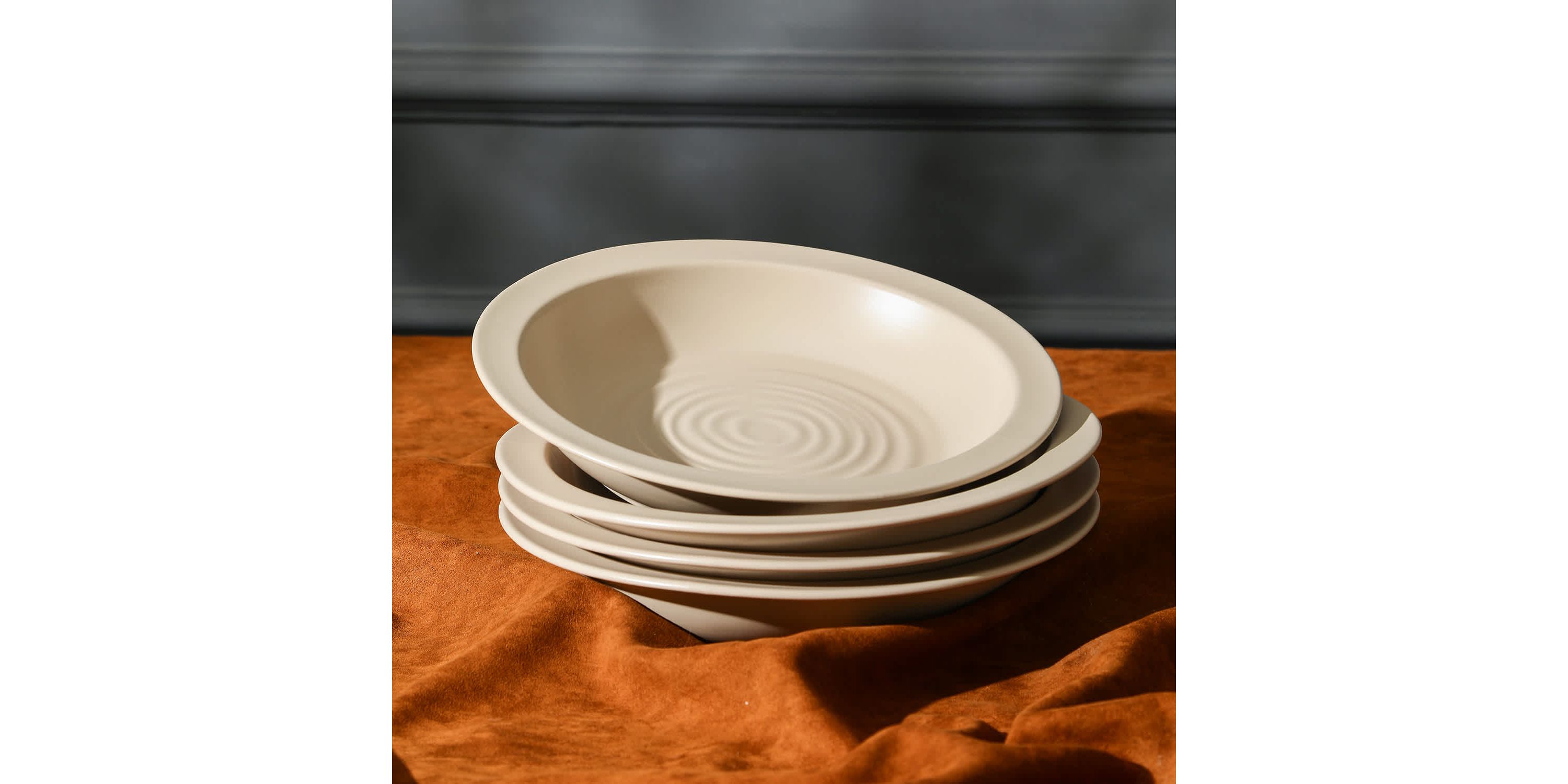 Amber 24 pcs Dinnerware Set