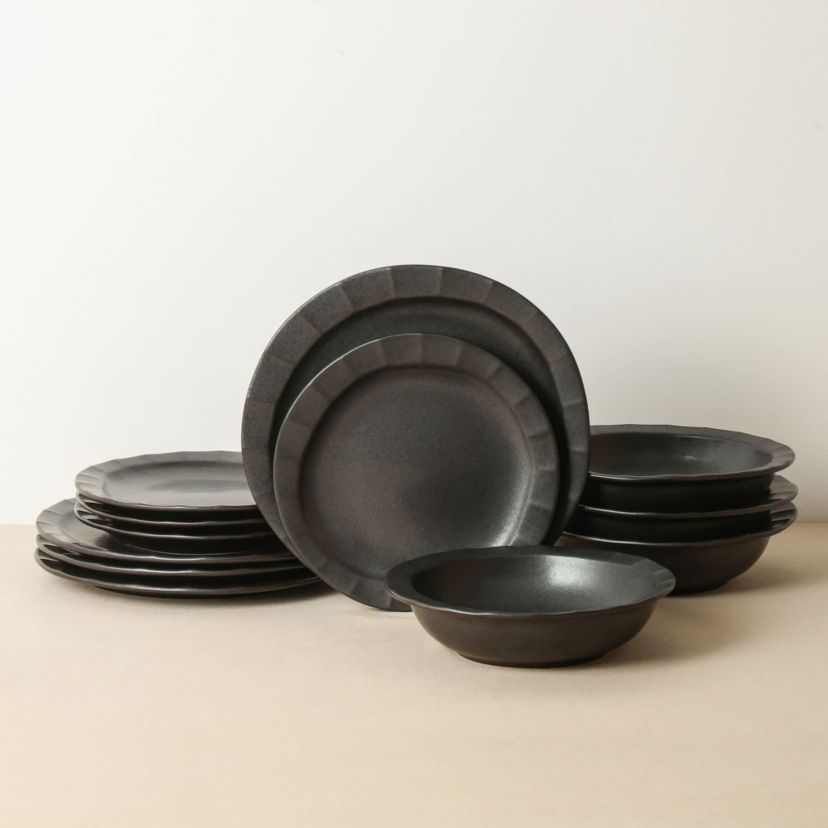 Akoya 12 pcs Dinnerware Set