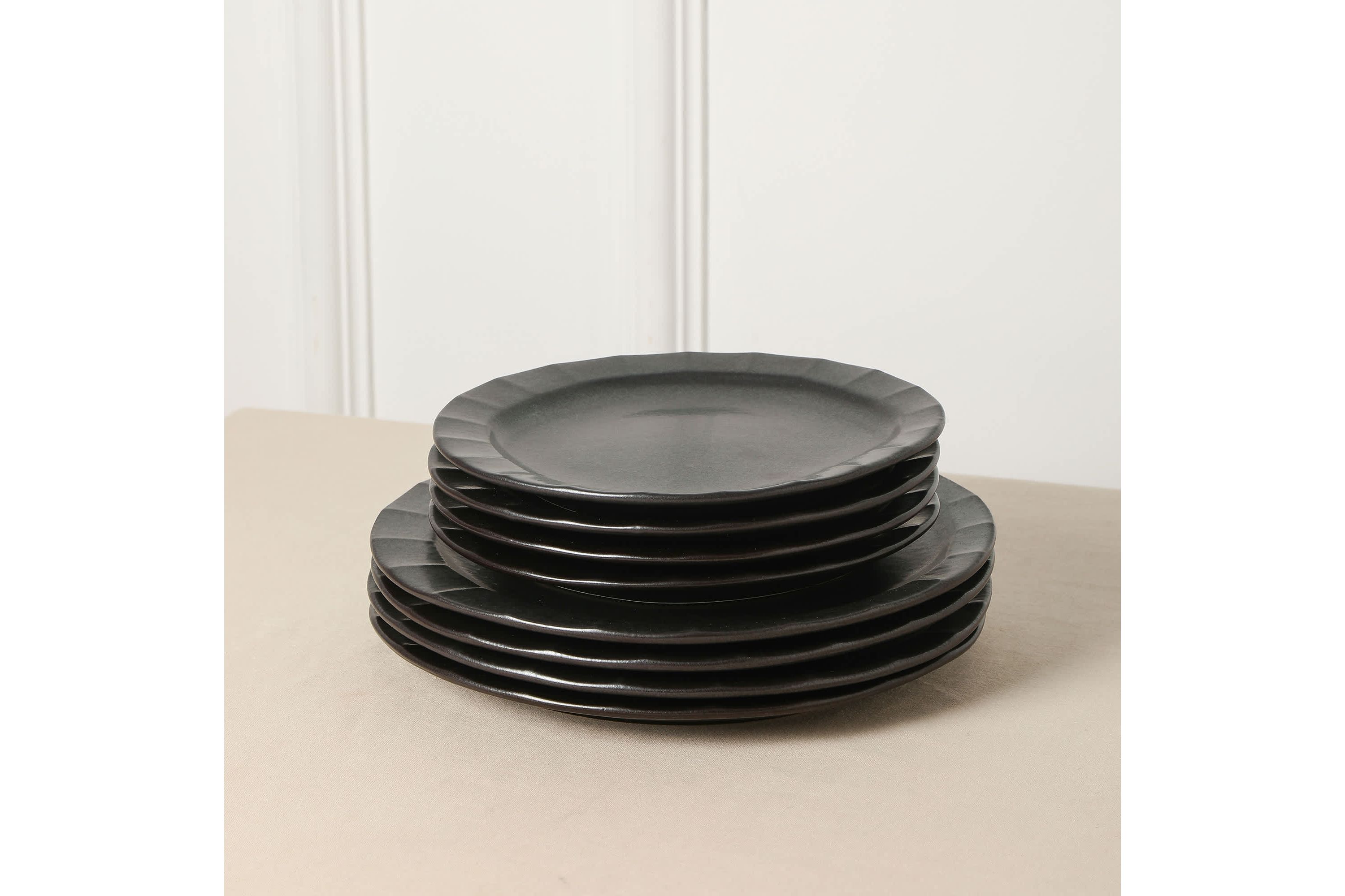 Akoya 12 pcs Dinnerware Set