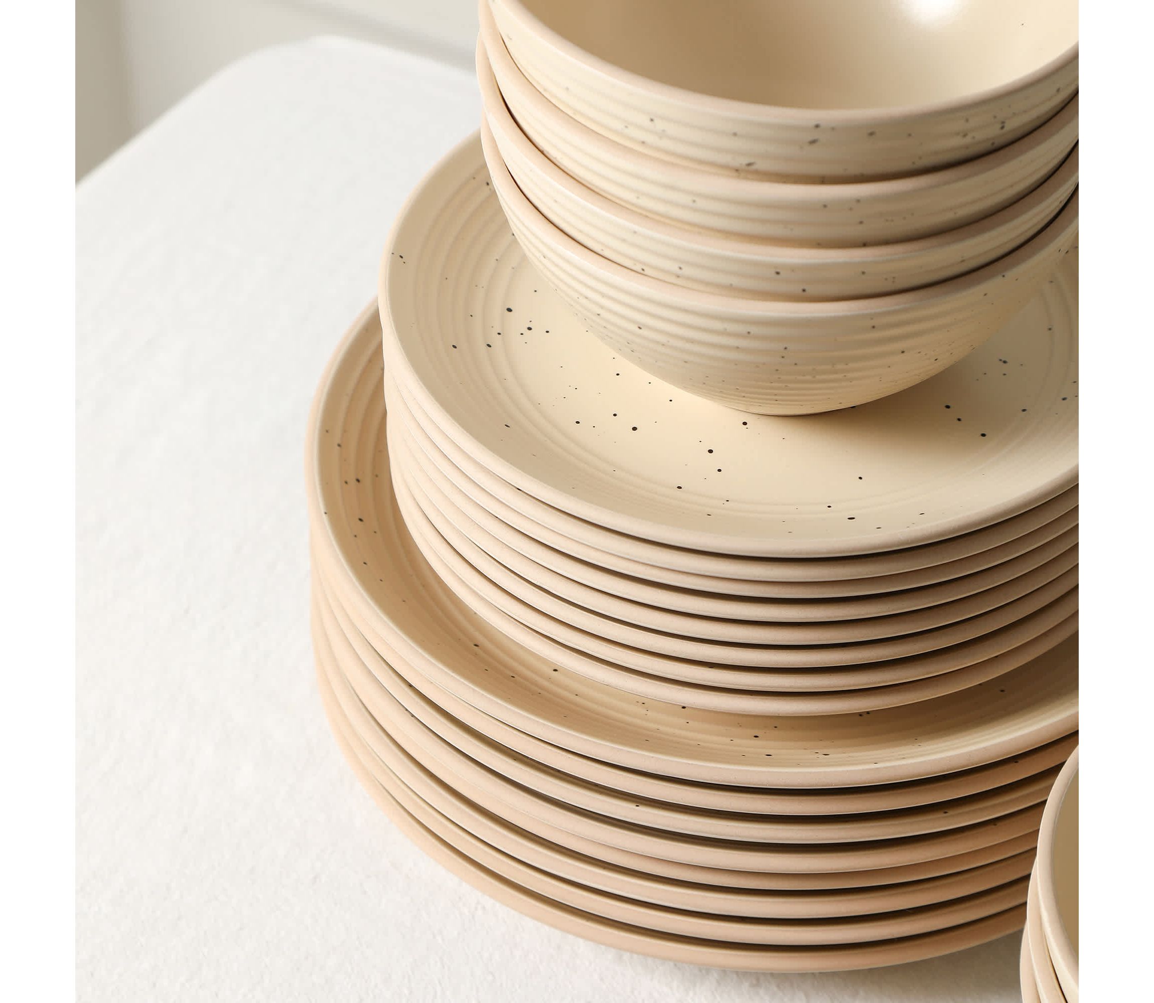 Amber 12 pcs Dinnerware Set