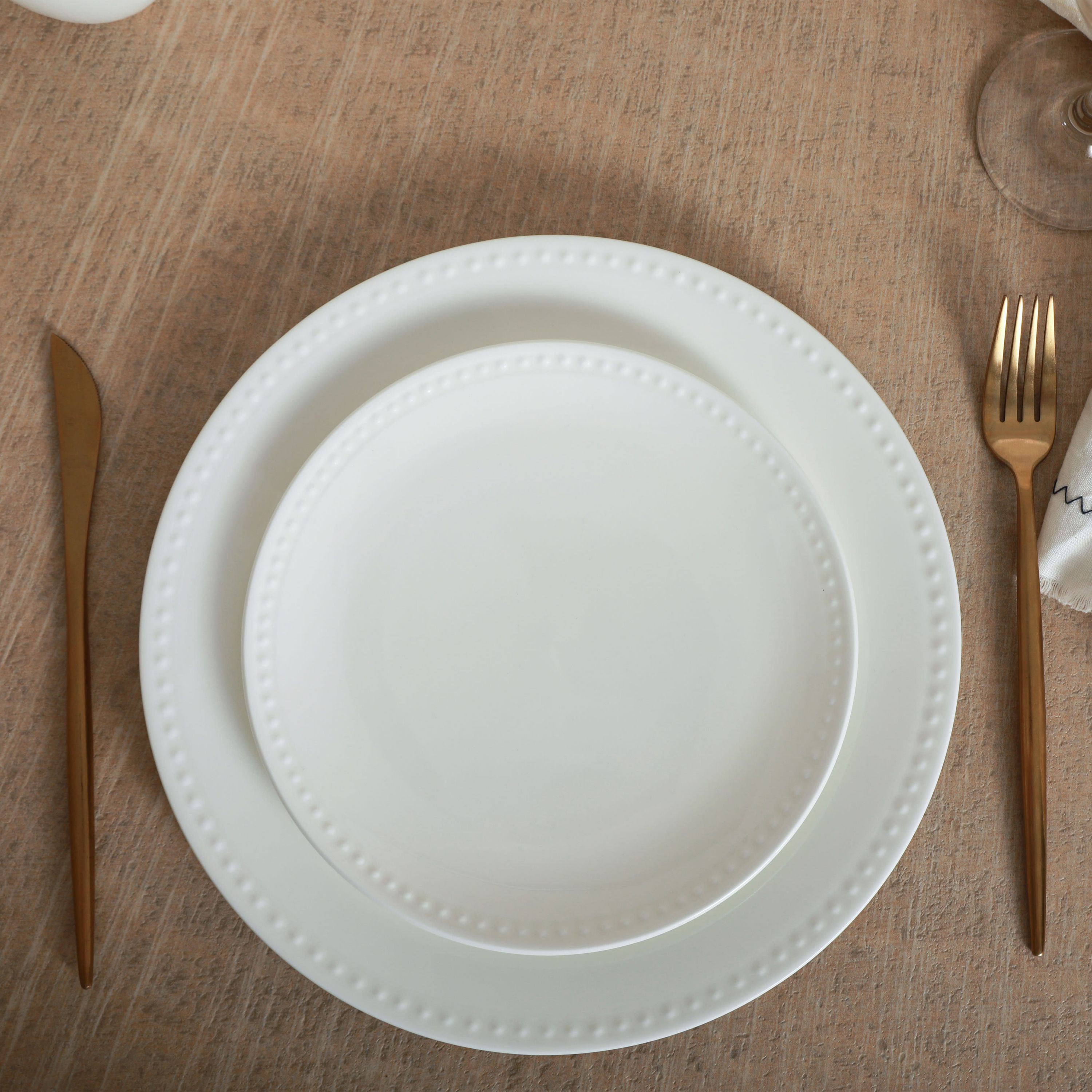 Ava 32 pcs Dinnerware Set