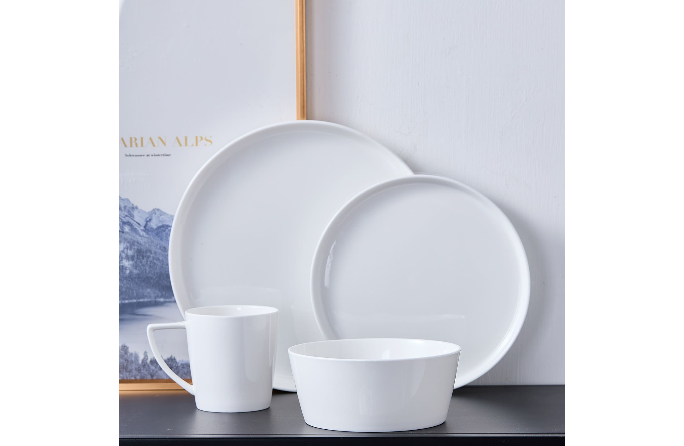 Madeline 32 pcs Dinnerware Set