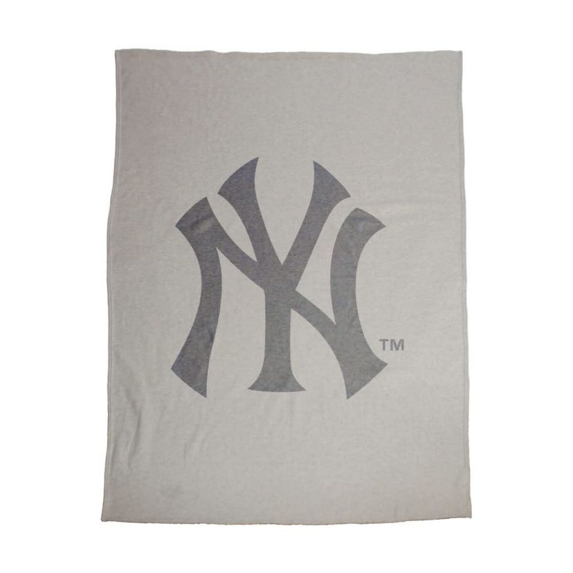 MLB New York Yankees 54" x 84" Sweatshirt Blanket
