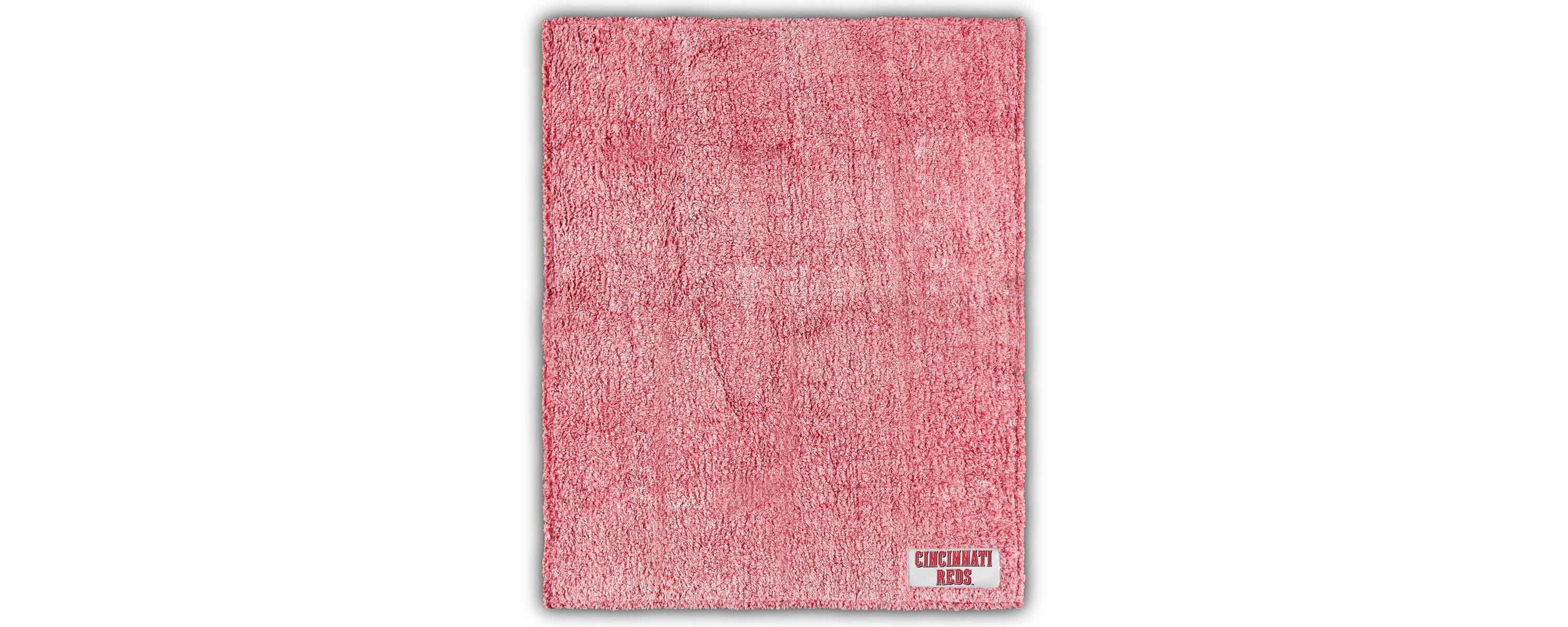 MLB Cincinnati Reds 60 x 50 Frosty Fleece Blanket
