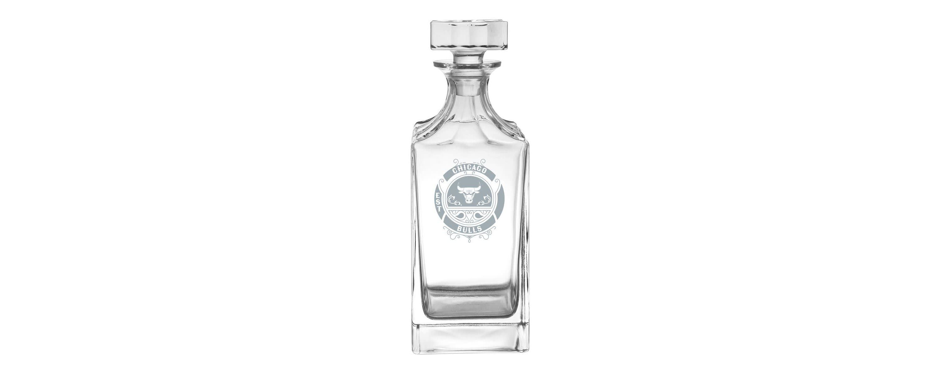 NBA Chicago Bulls 23.75oz. Frost Baroque Glass Decanter