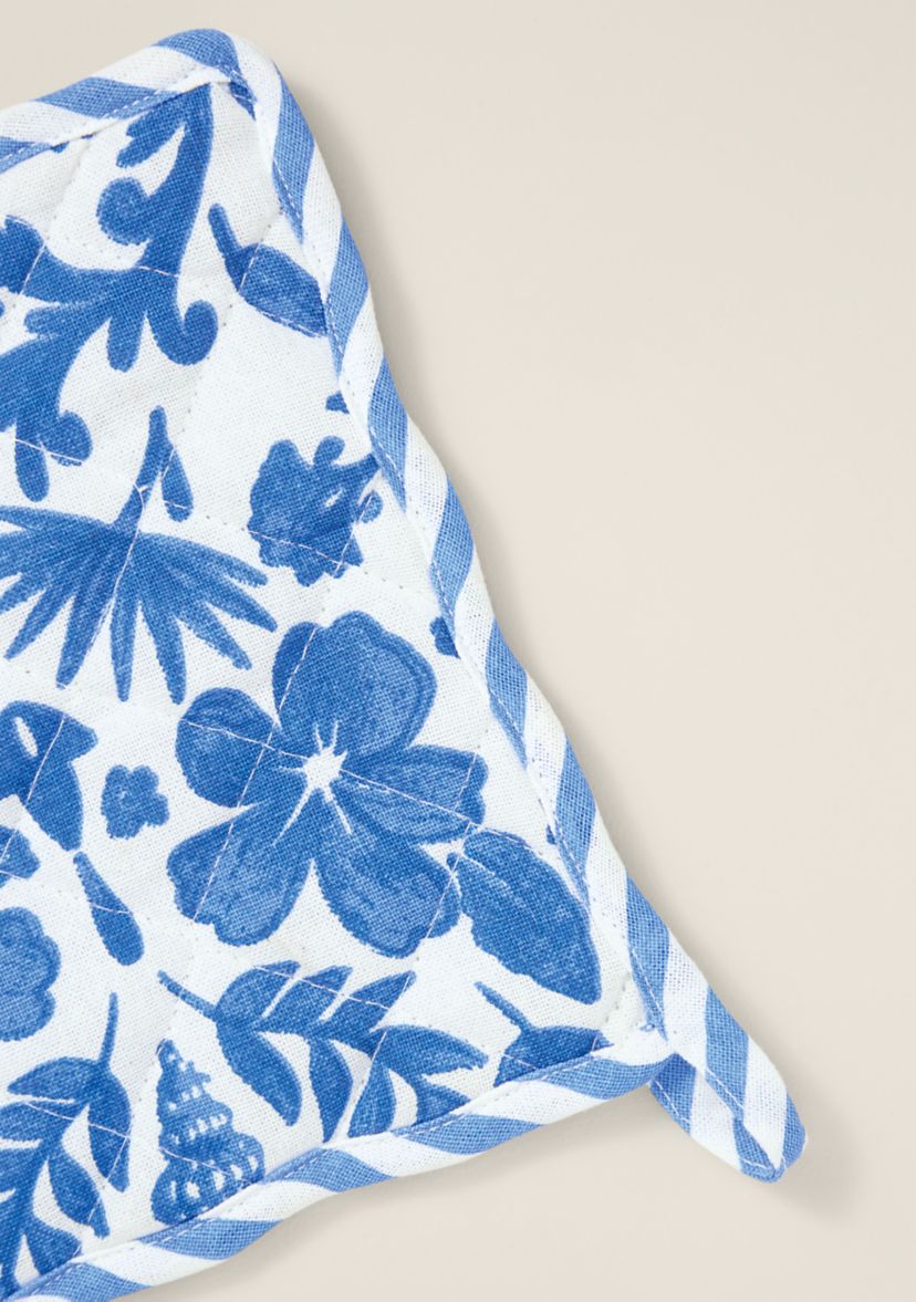 Sewing Down South x Crown & Ivy™ Isle of Palms Potholder