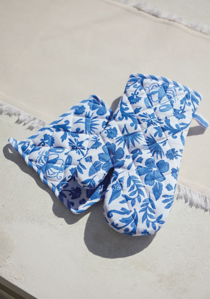 Sewing Down South x Crown & Ivy™ Isle of Palms Potholder