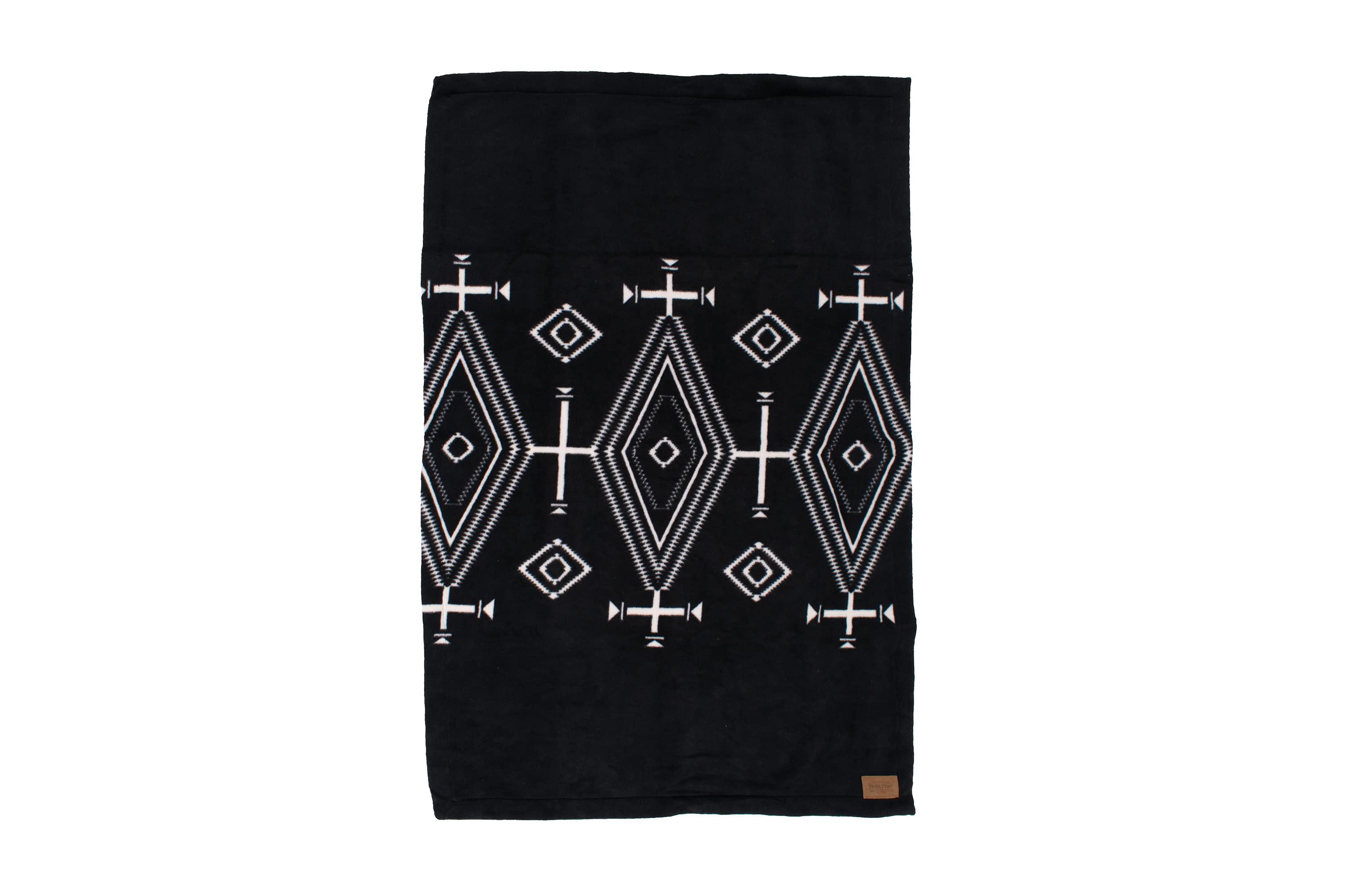 Pendleton Fleece Crate Blanket