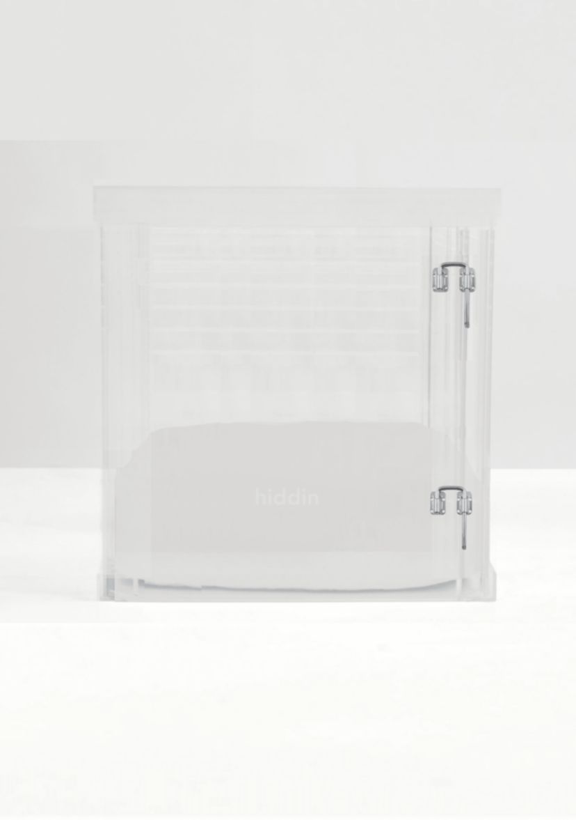 Large Clear View Pet Crate with Silver Latch