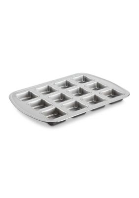 Chef&rsquo;s Classic&trade; Nonstick 12-Cup Brownie Pan