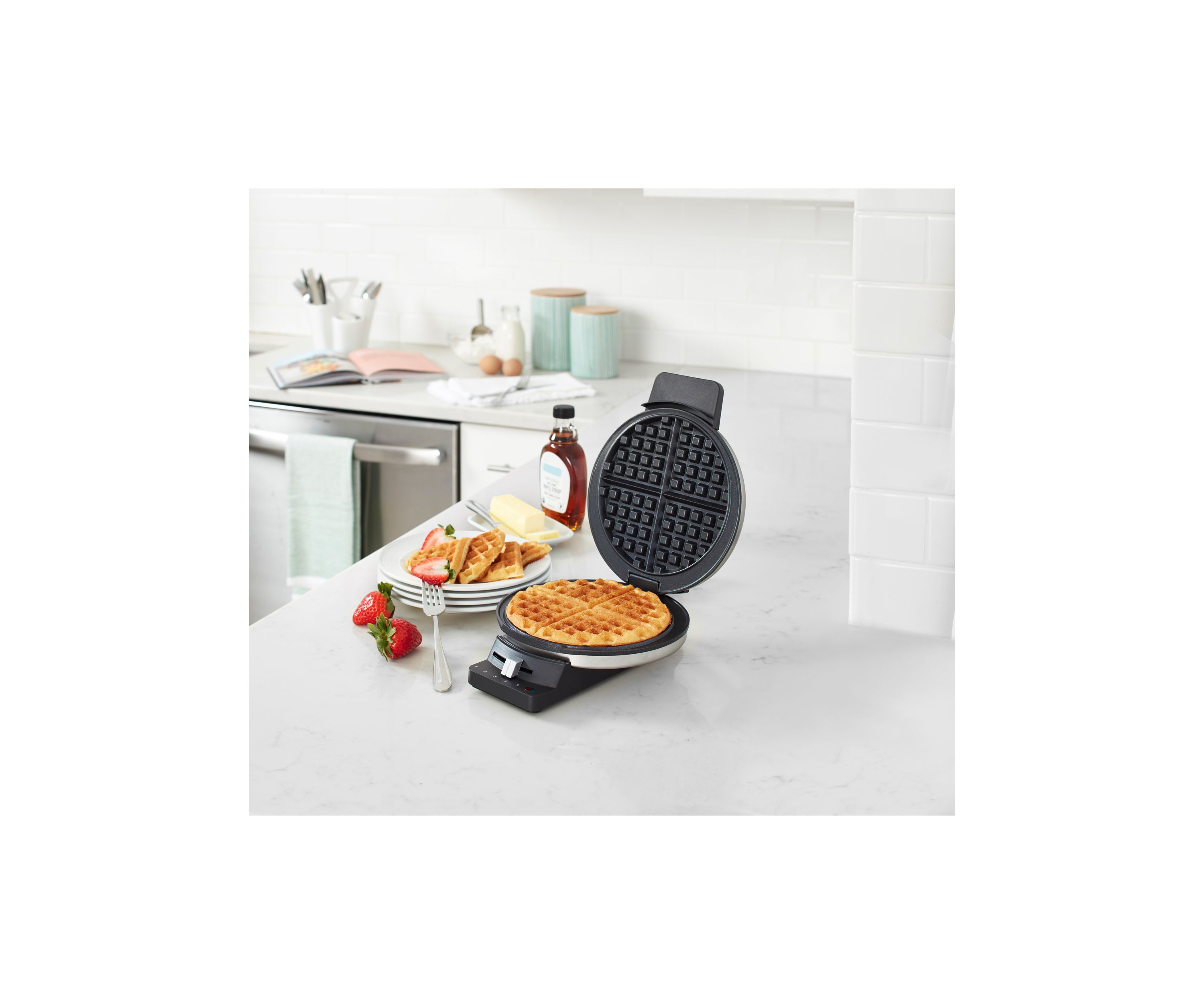 Round Classic Waffle Maker
