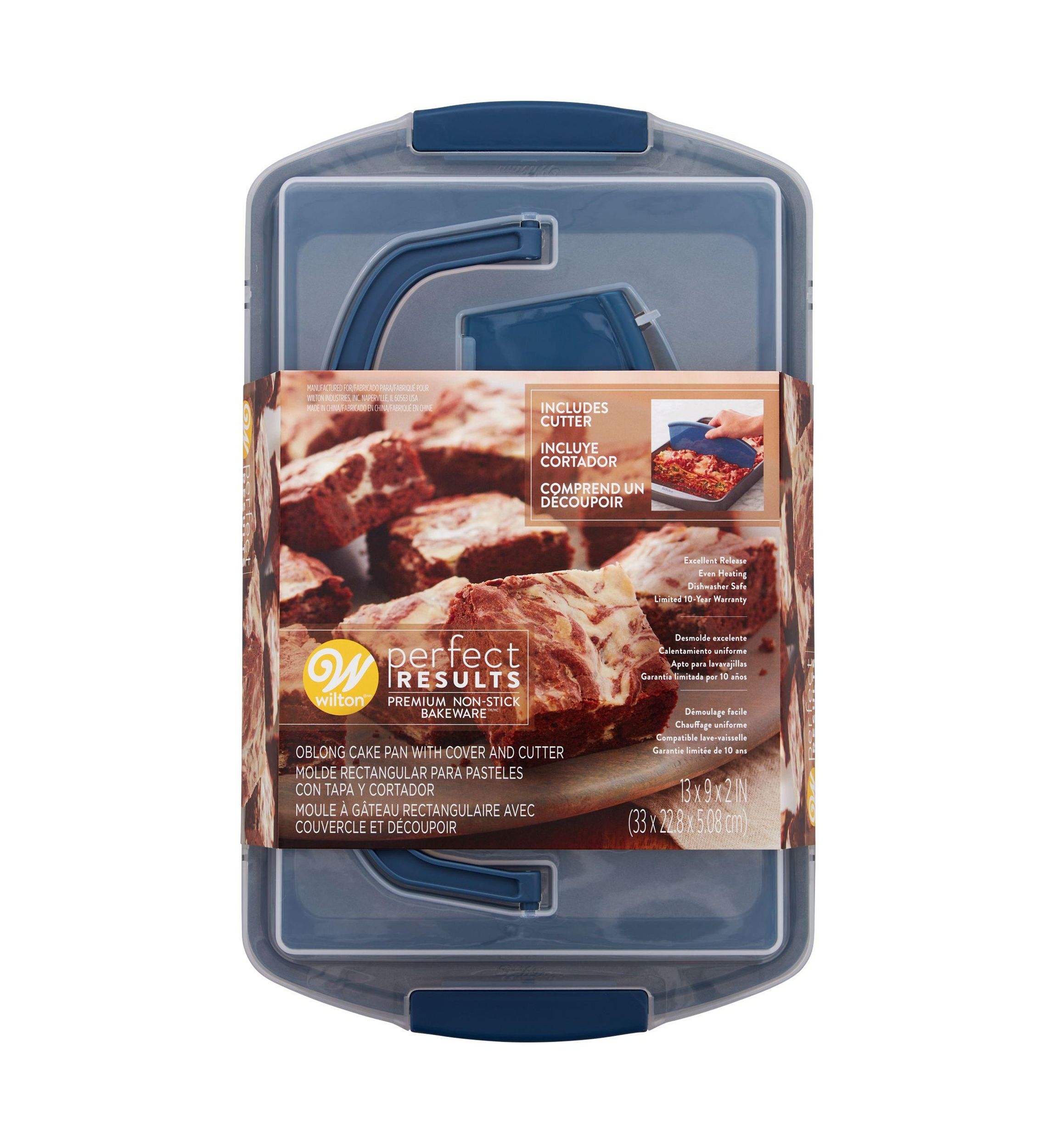 Perfect Results Oblong Cake Pan with Lid and Cutter 3-Piece Set
