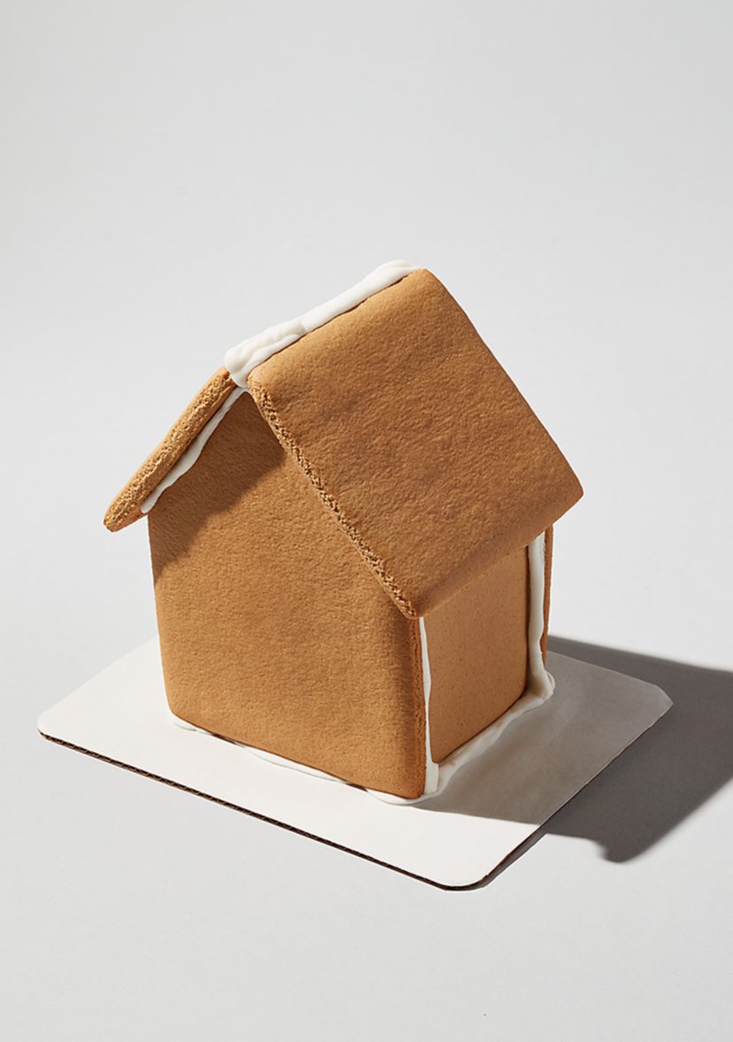 Pre-Built Townhouse Tidings Christmas Gingerbread Kit