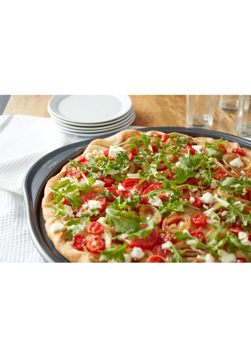 Perfect Results 14 in Non-Stick Pizza Crisper Pan