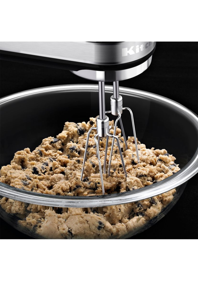 7-Speed Hand Mixer with Turbo Beaters II in Onyx Black