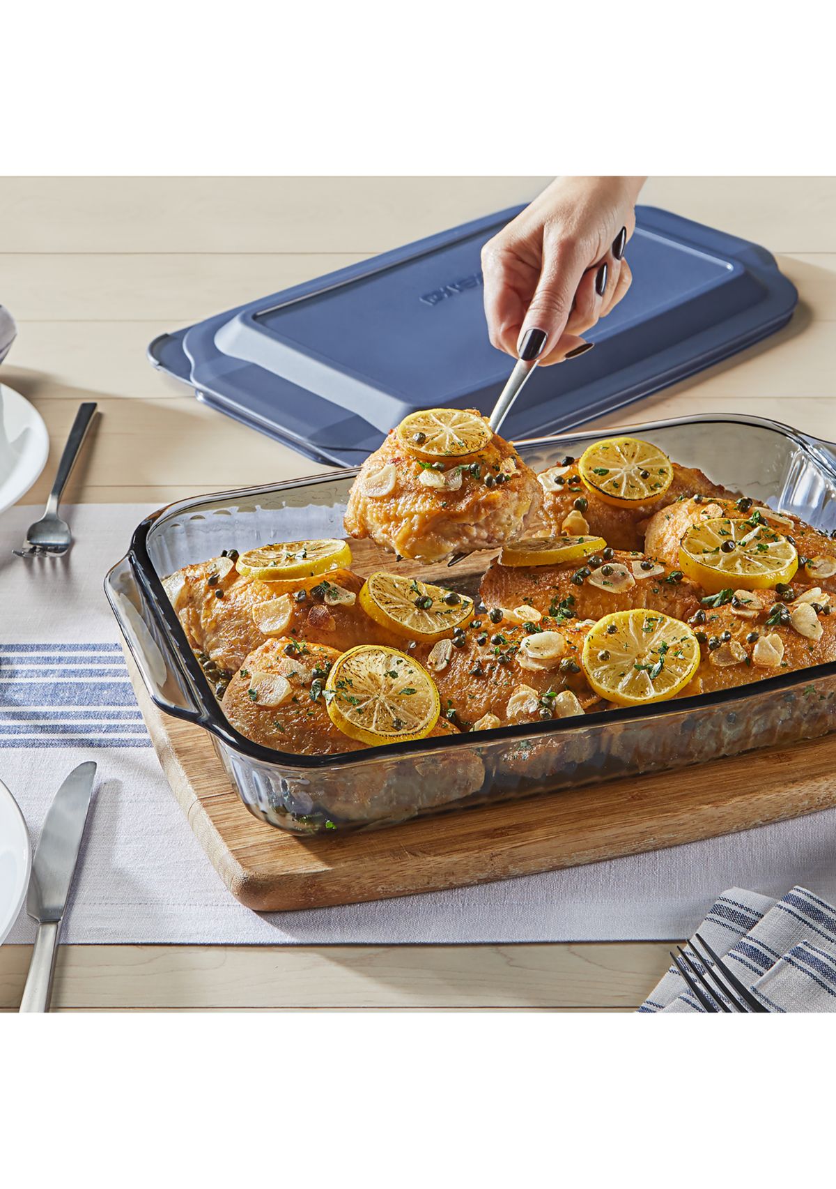 4-Piece Baking Dish Set with Plastic Lids