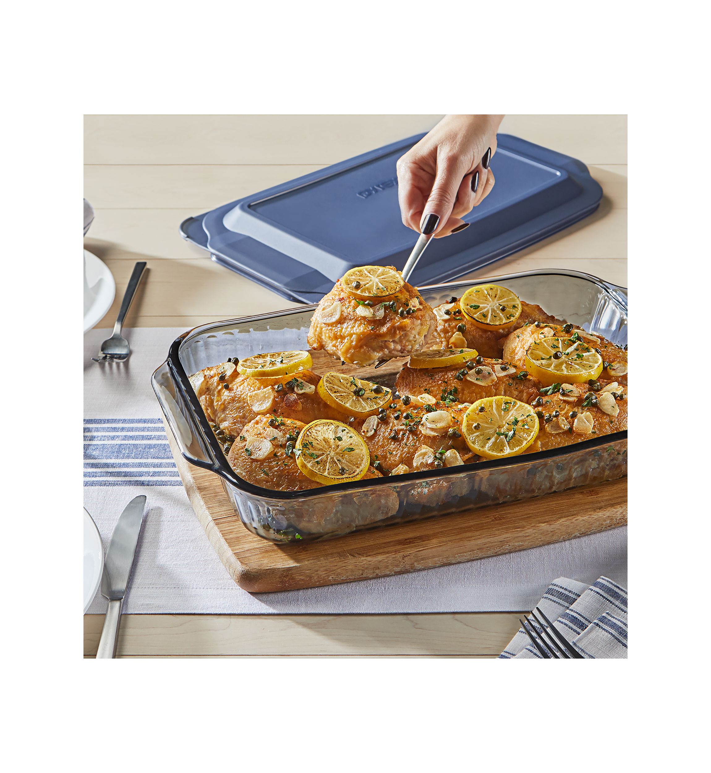 4-Piece Baking Dish Set with Plastic Lids