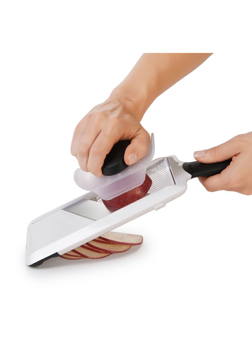 Handheld Mandolin Slicer