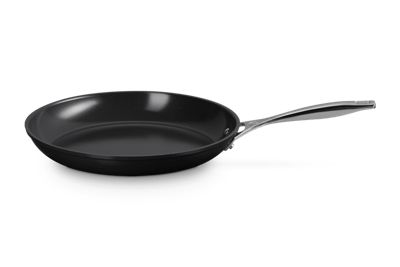 Le Creuset Essential Non-stick Ceramic Round Fry Pan, 8 Inch, 11 x 14