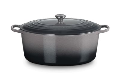 Le Creuset Signature Oval Dutch Oven, 15.5 Quart
