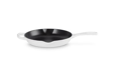 Le Creuset Signature Round Skillet, 9 Inch