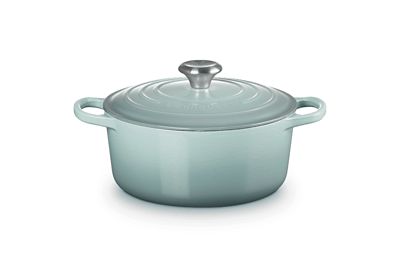 Le Creuset Signature Round Dutch Oven, 4.5 Quart
