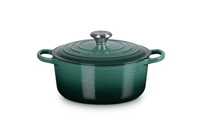 Le Creuset Signature Round Dutch Oven, 4.5 Quart