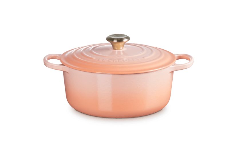 Signature Round Dutch Oven, 5.5 Quart