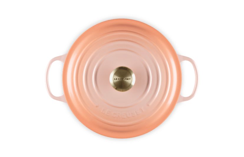 Signature Round Dutch Oven, 5.5 Quart
