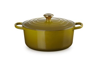 Le Creuset Signature Round Dutch Oven, 7.25 Quart