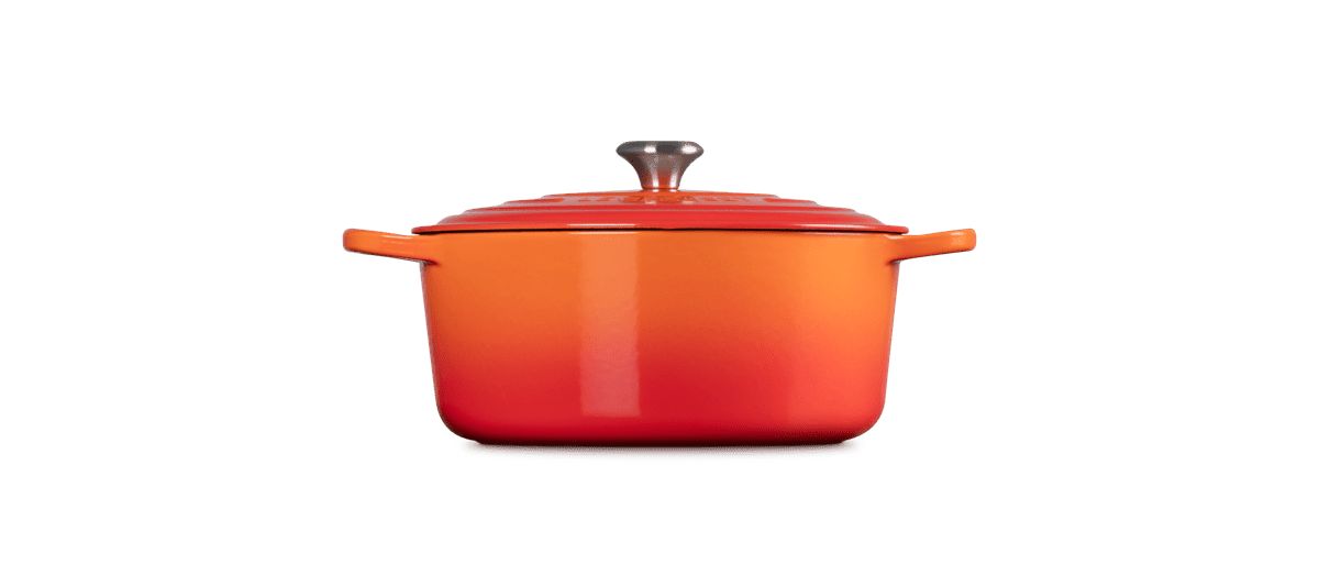 Signature Round Dutch Oven, 9 Quart