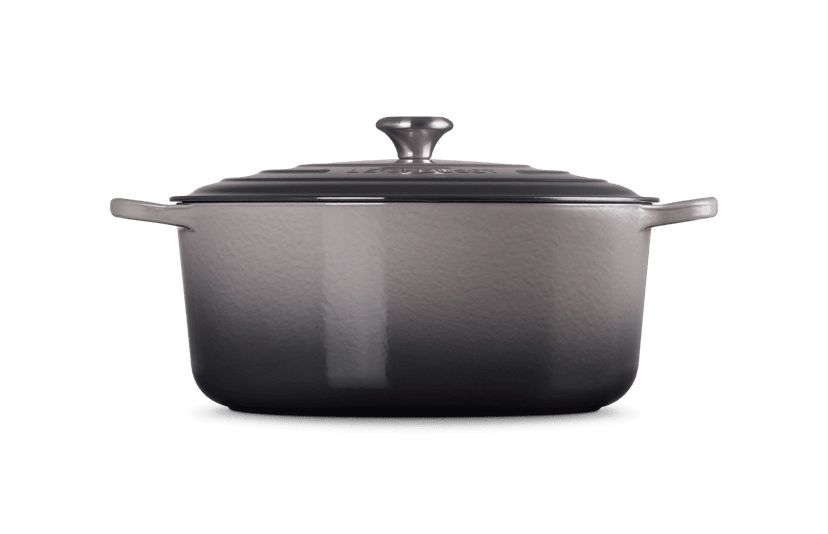 Signature Round Dutch Oven, 13.25 Quart