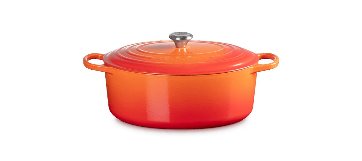 Signature Oval Dutch Oven, 9.5 Quart