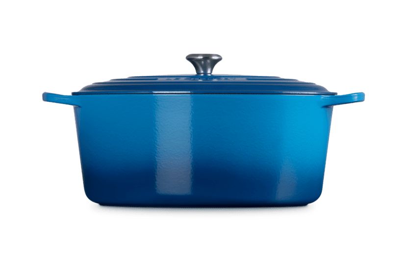 Signature Oval Dutch Oven, 15.5 Quart