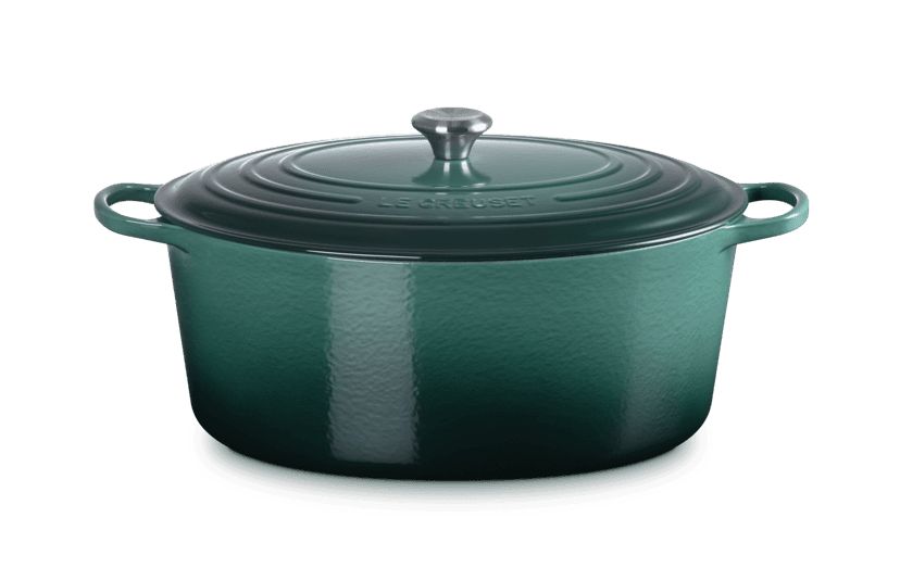 Signature Oval Dutch Oven, 15.5 Quart