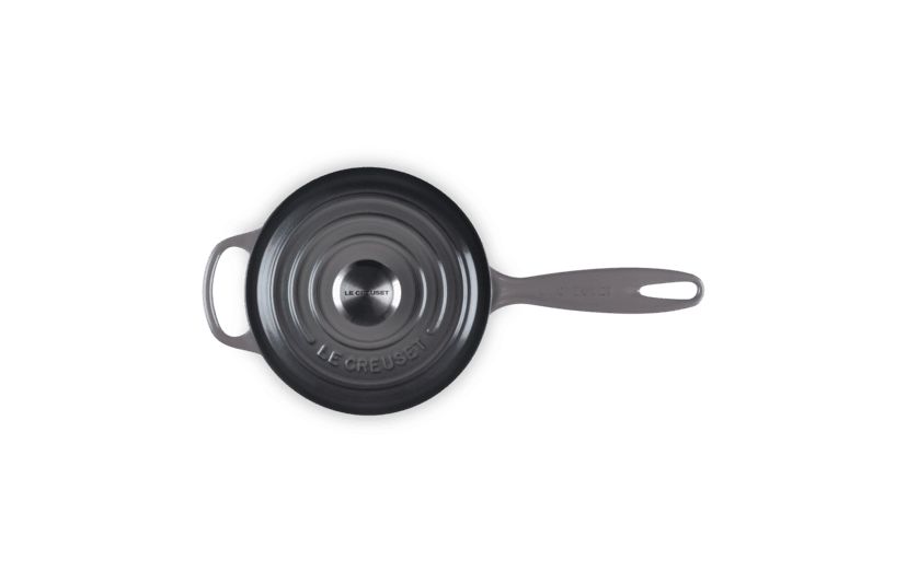 Signature Round Saucepan, 1.75 Quart