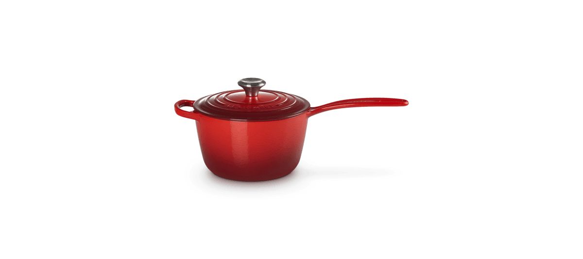 Signature Round Saucepan, 2.25 Quart