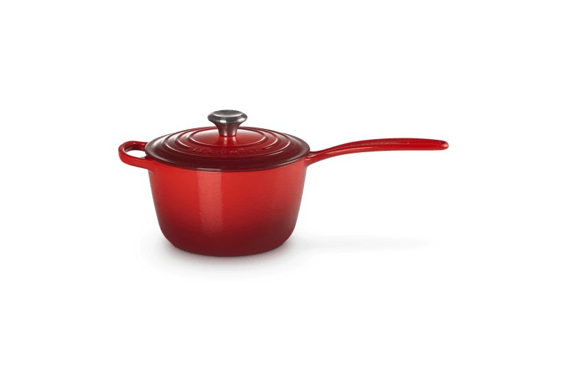 Signature Round Saucepan, 2.25 Quart