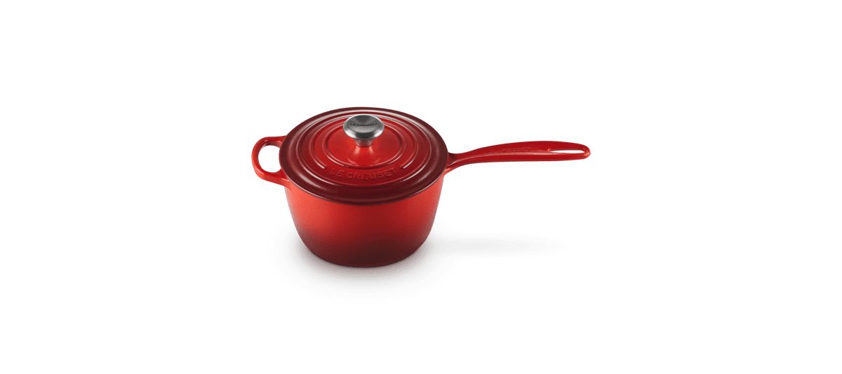 Signature Round Saucepan, 2.25 Quart