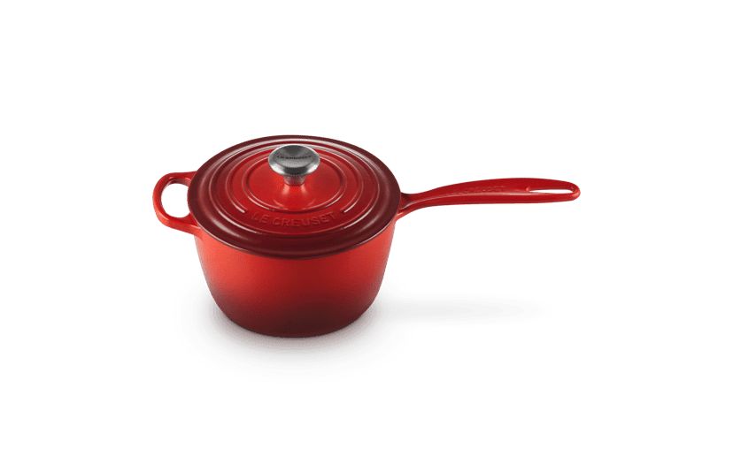 Signature Round Saucepan, 2.25 Quart