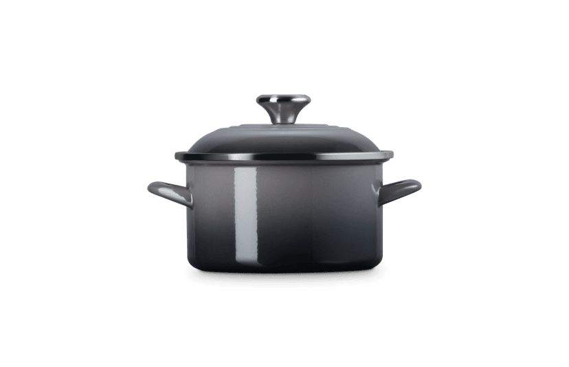 Traditional Petite Stockpot, 3.8 Quart