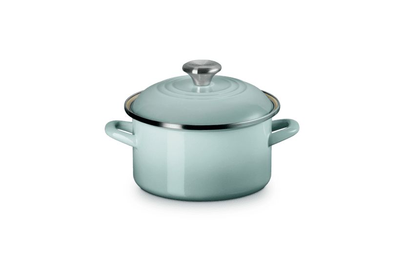 Traditional Petite Stockpot, 3.8 Quart