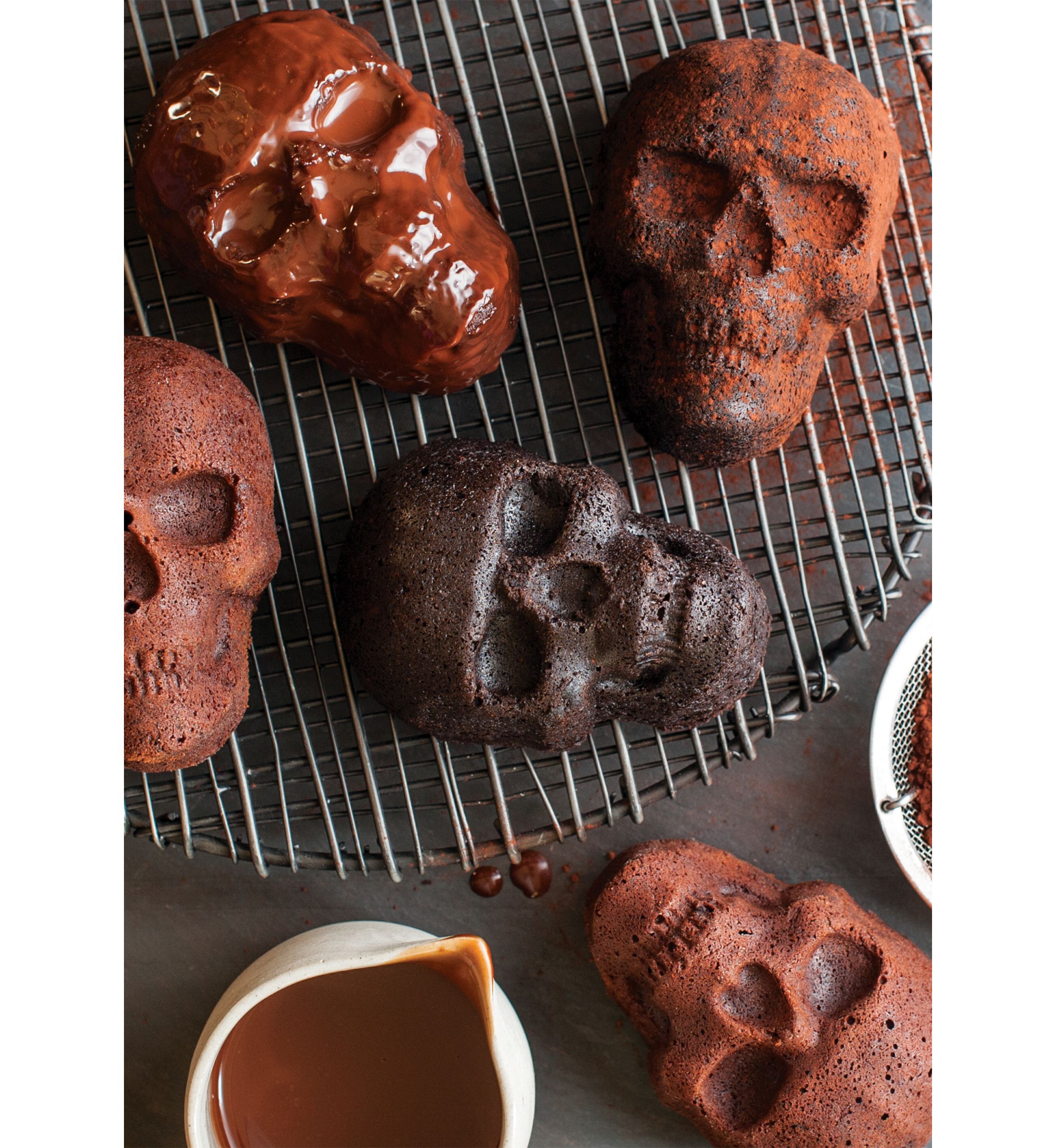 Skull Cakelet Pan