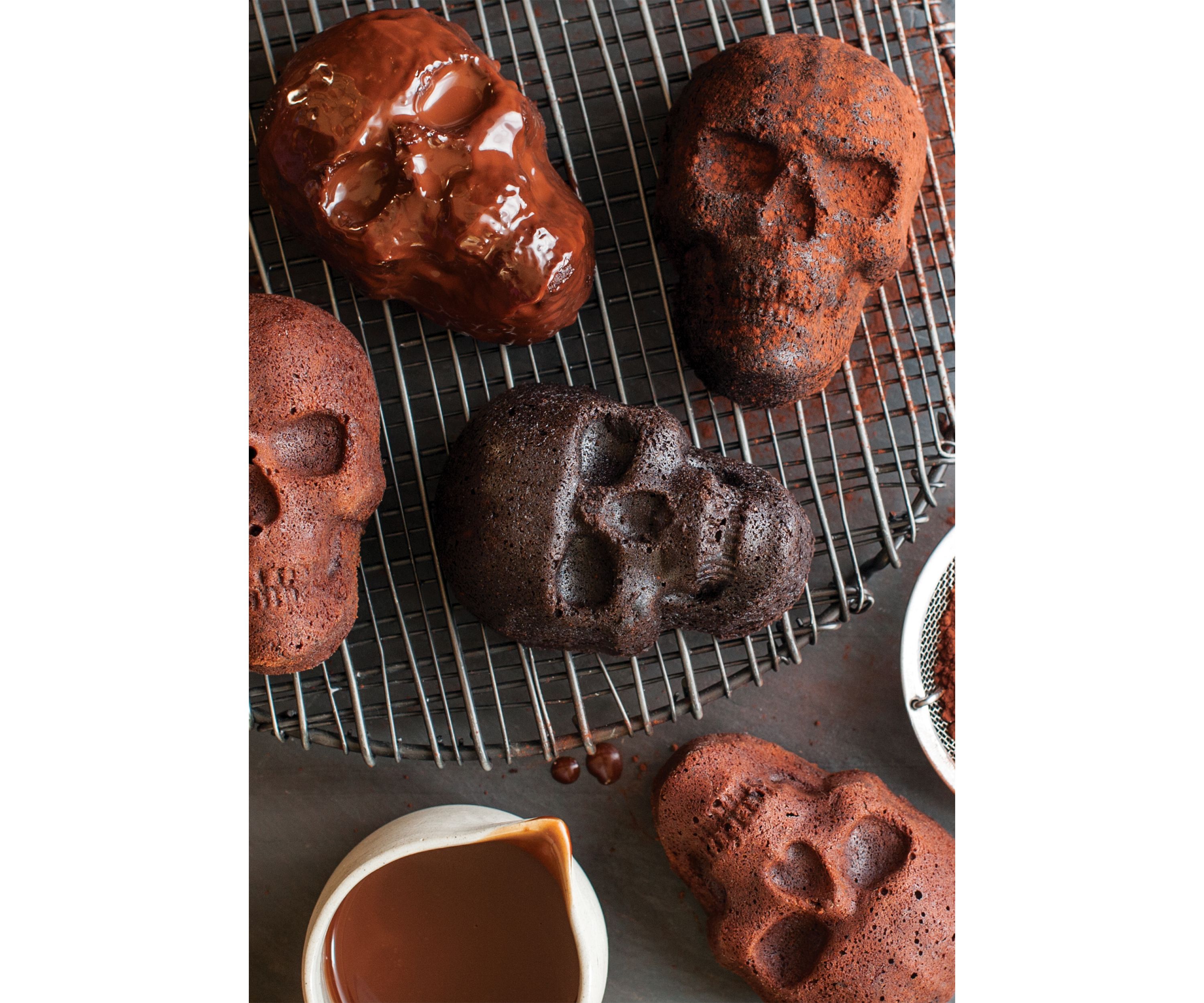 Skull Cakelet Pan