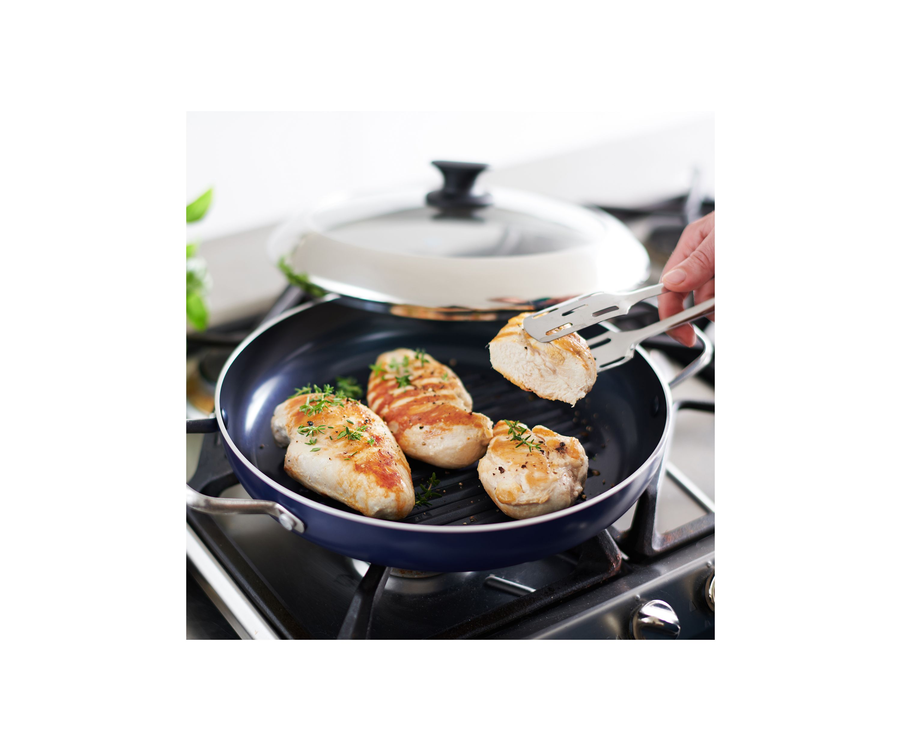 Blue Diamond 11 Inch Covered Grill Genie
