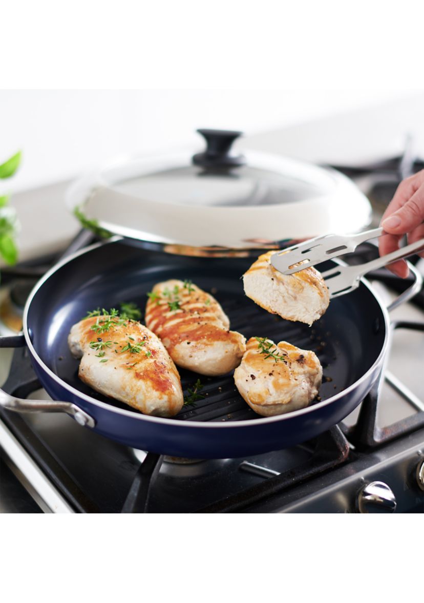 Blue Diamond 11 Inch Covered Grill Genie