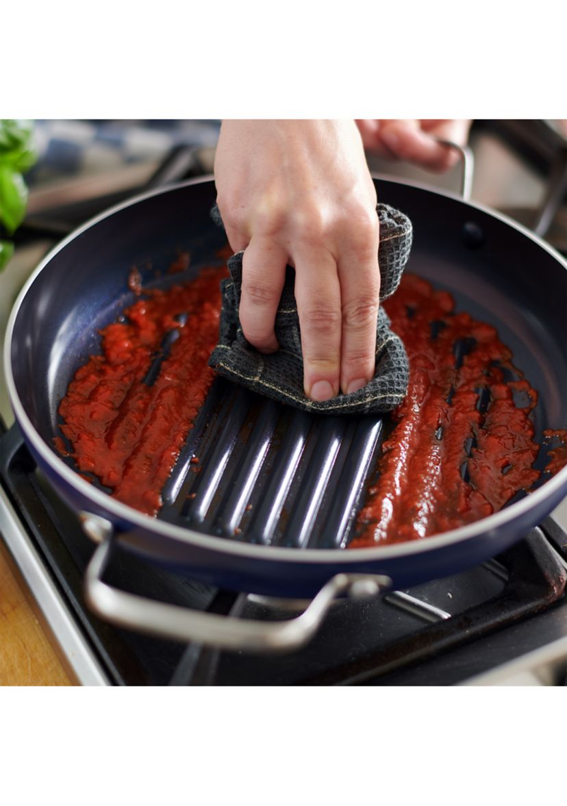 Blue Diamond 11 Inch Covered Grill Genie