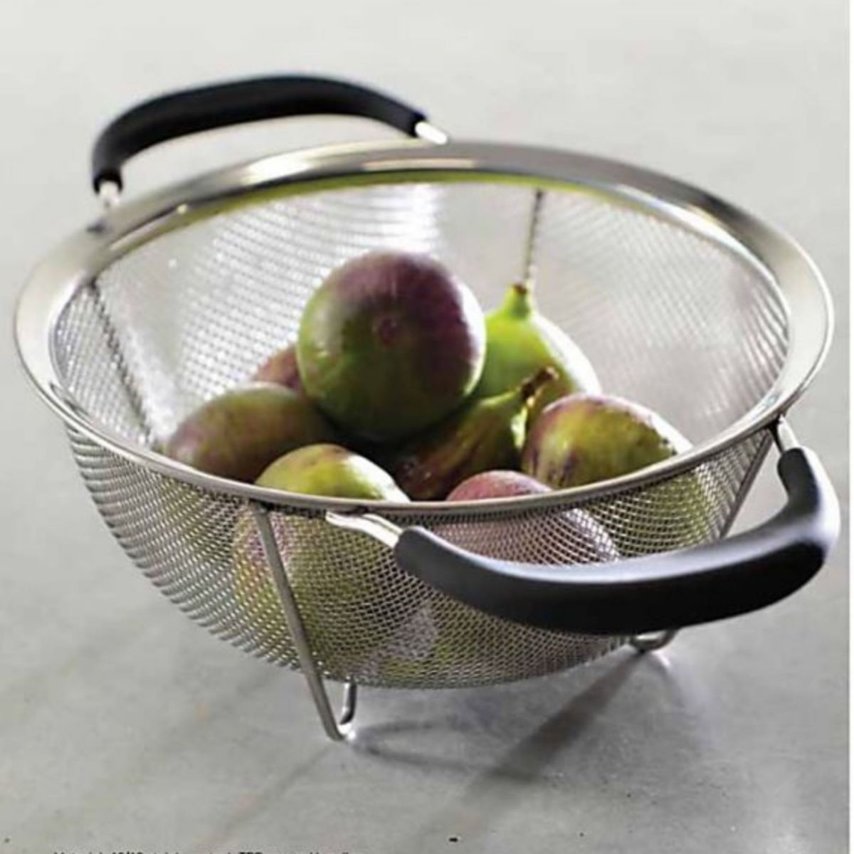 BergHOFF Essentials 18/10 Stainless Steel Round Mesh Colander 7.75" x 3.25"
